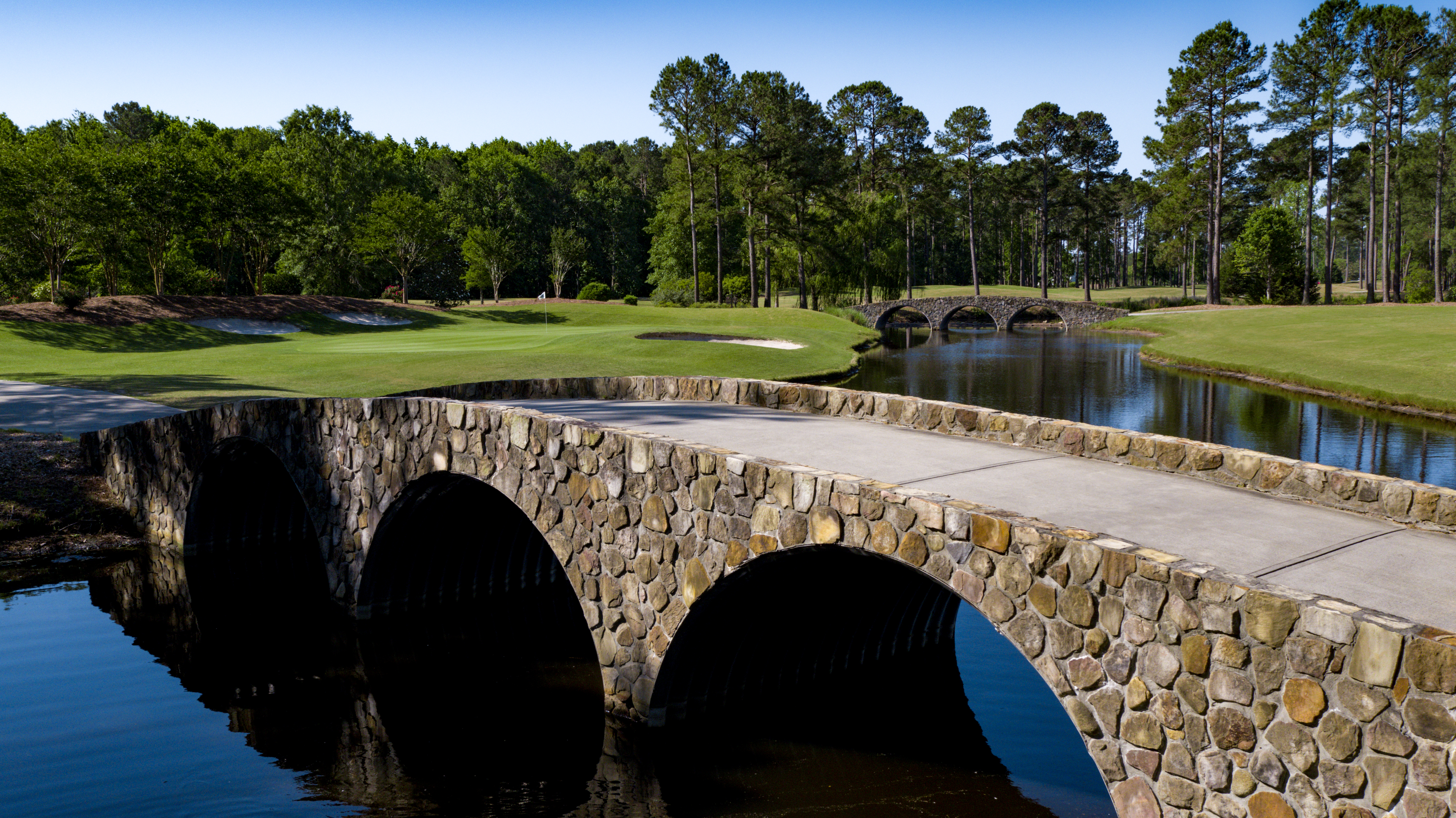 World Tour Golf Links Ben Hogan Bridge
