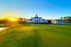 World-Tour-Golf-Links-18th-Green