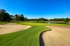 River-Club-18th-Green