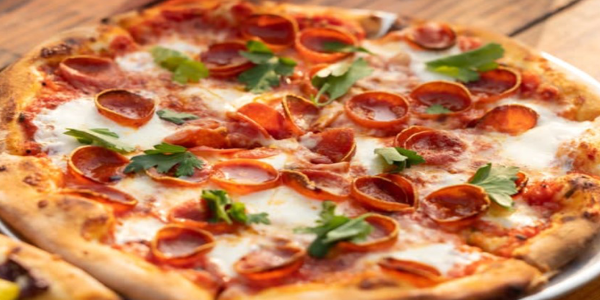 Pizza with Bite: Pizza Hyena Delivers Big Flavor and Bigger